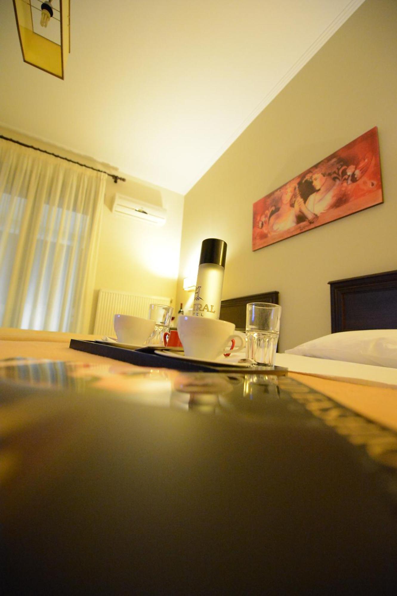 Central Hotel Paralía 외부 사진