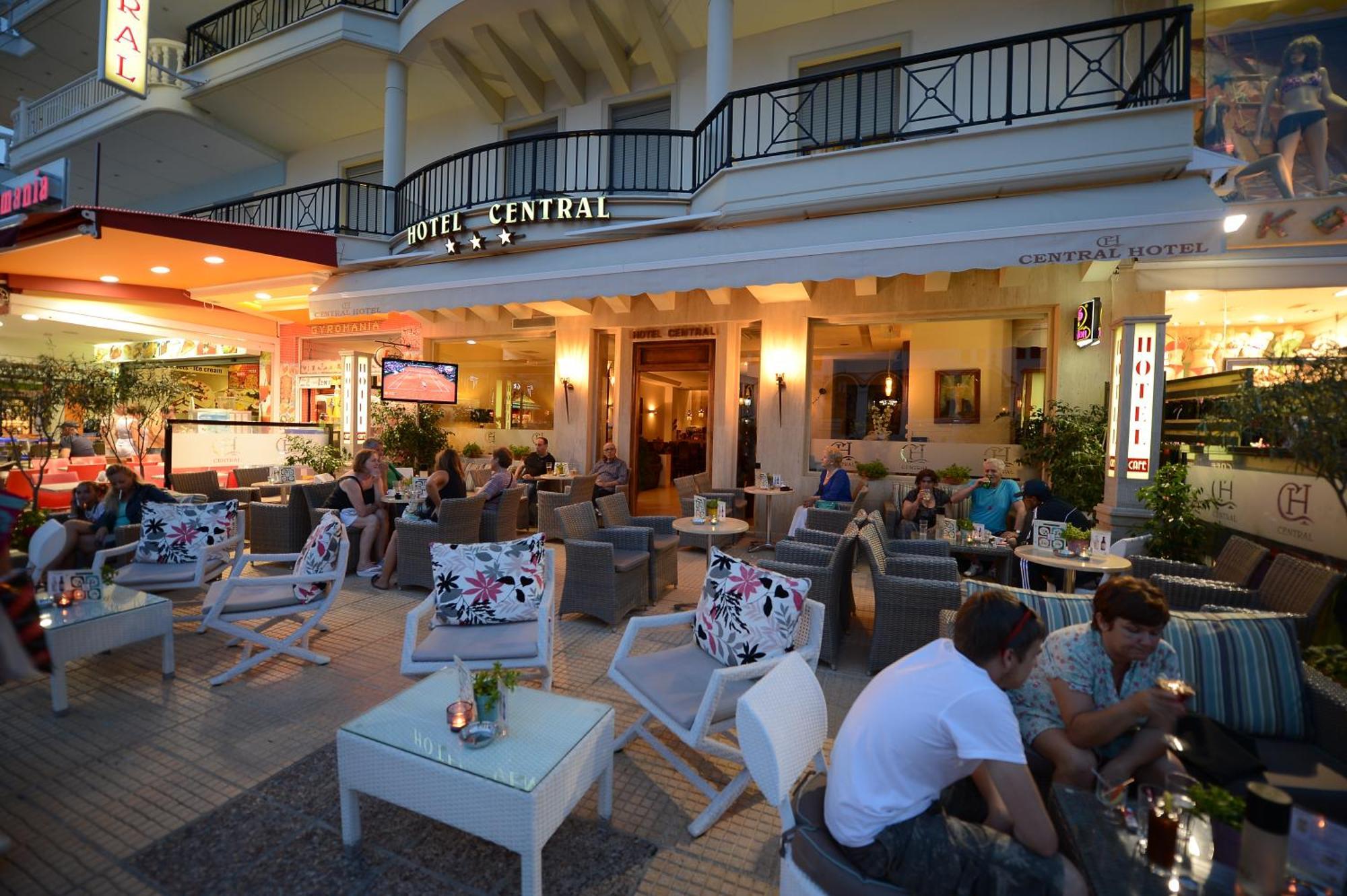 Central Hotel Paralía 외부 사진
